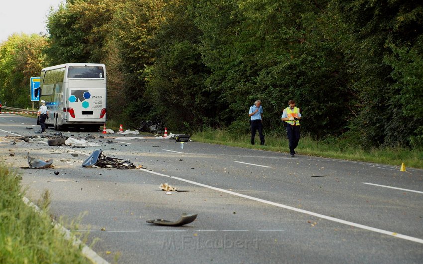 Schwerer VU Koeln Immendorf Kerkraderstr P083.JPG